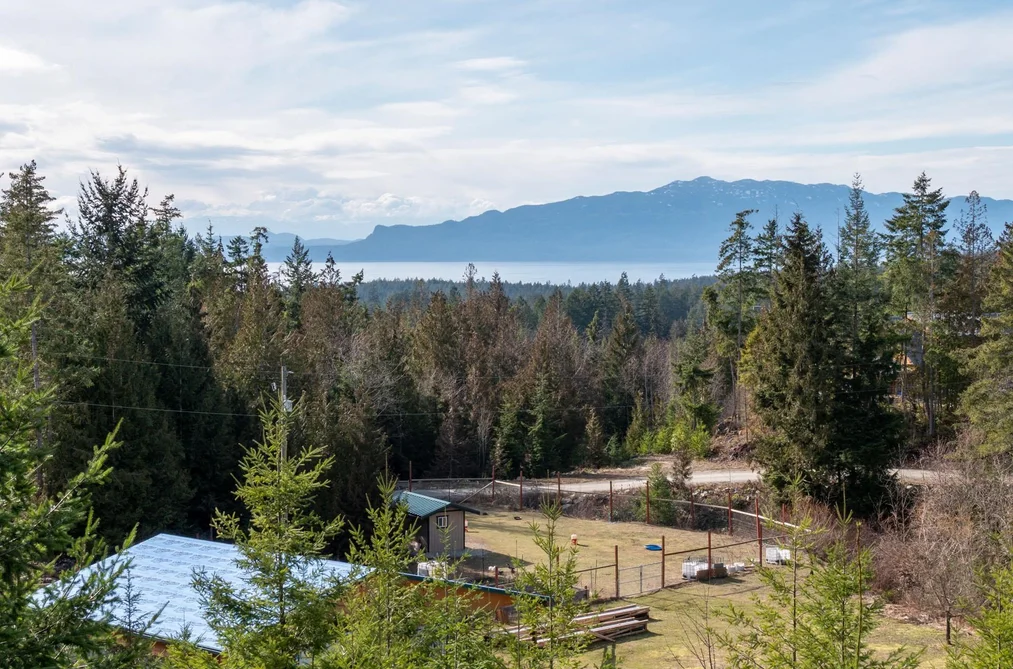 9305 STEPHENS WAY, Halfmoon Bay BC V7Z 1G9, Halfmoon Bay BC — Residential for Sale - Photo 4