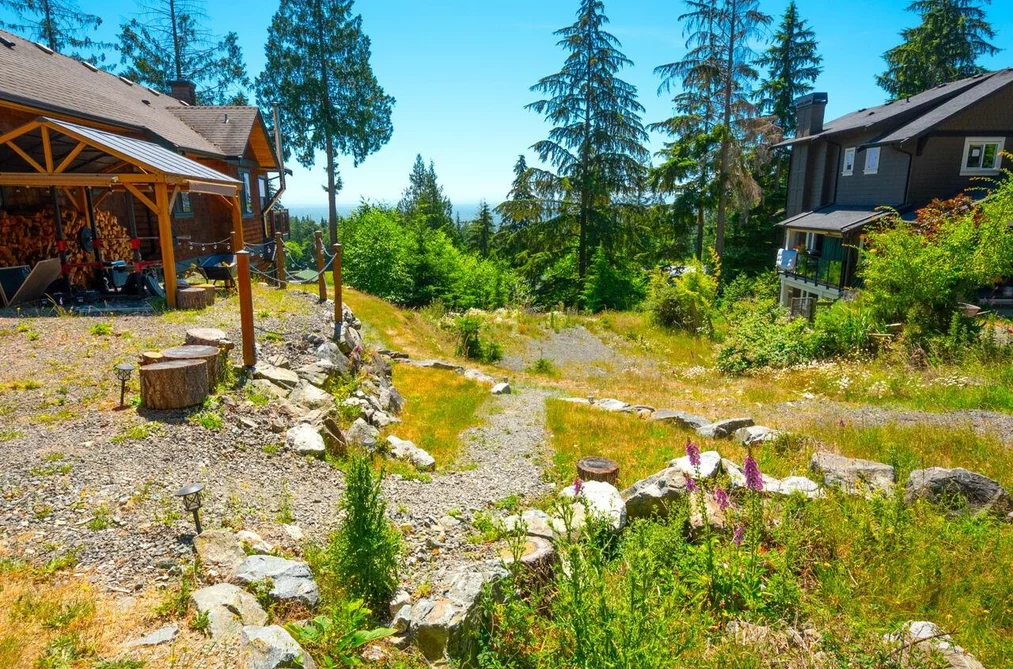 Property for sale at 931 Fairway Lane Bowen Island British Columbia - MLS: R3137593