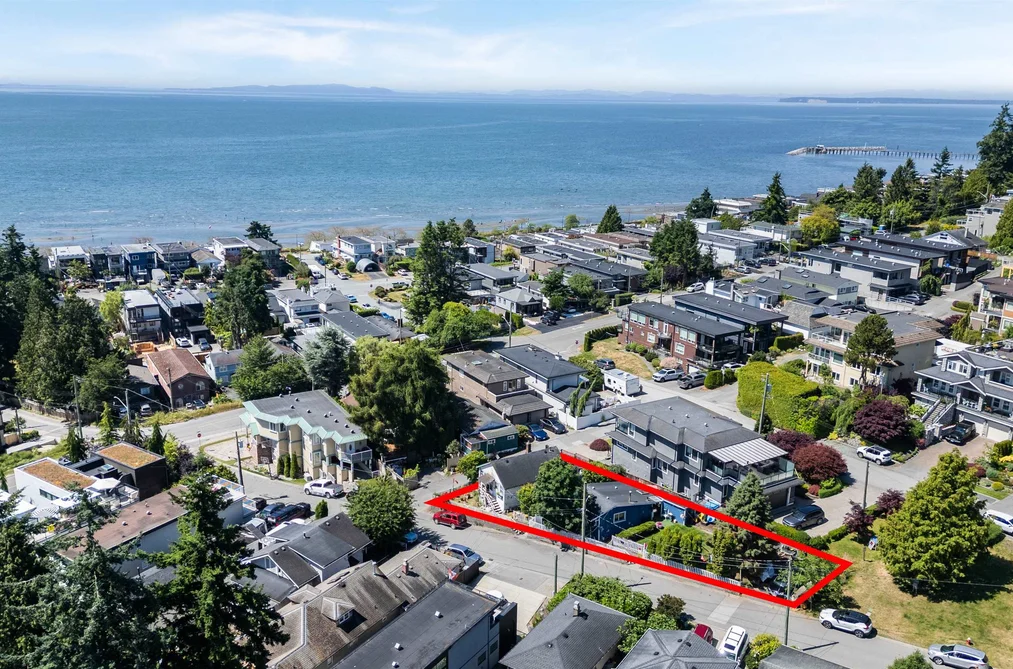 House for sale at 931 Finlay Street White Rock British Columbia - MLS: R3021732