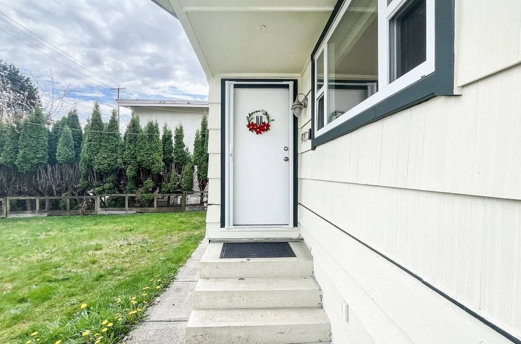 931 SPERLING AVENUE, Burnaby BC V5B 4H7, Burnaby BC — Residential for Sale - Photo 2