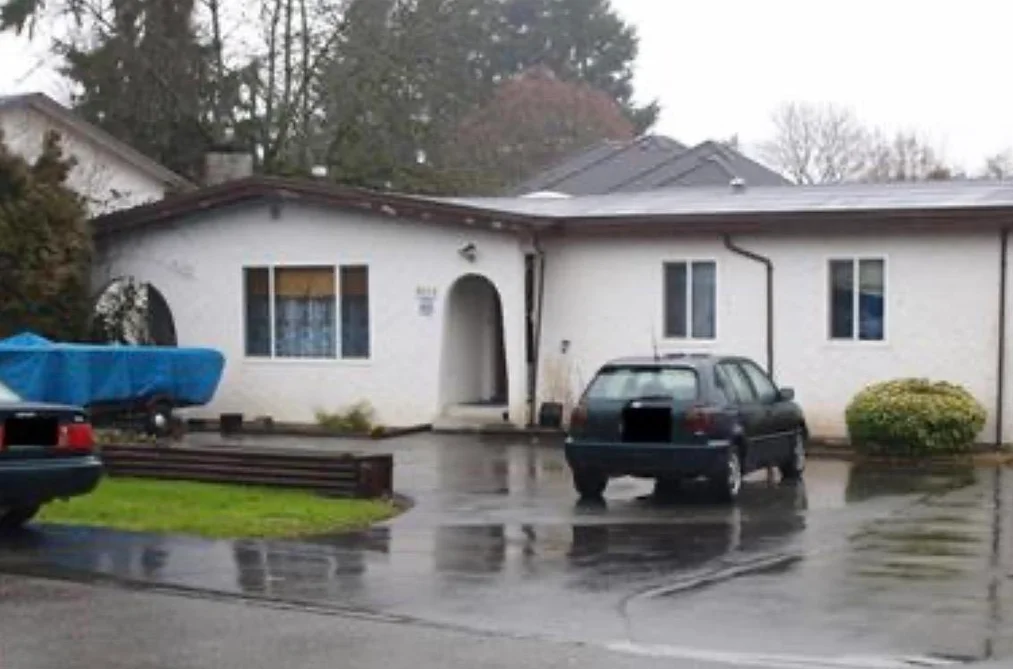 House for sale at 9318 133 Street Surrey British Columbia - MLS: R3129519