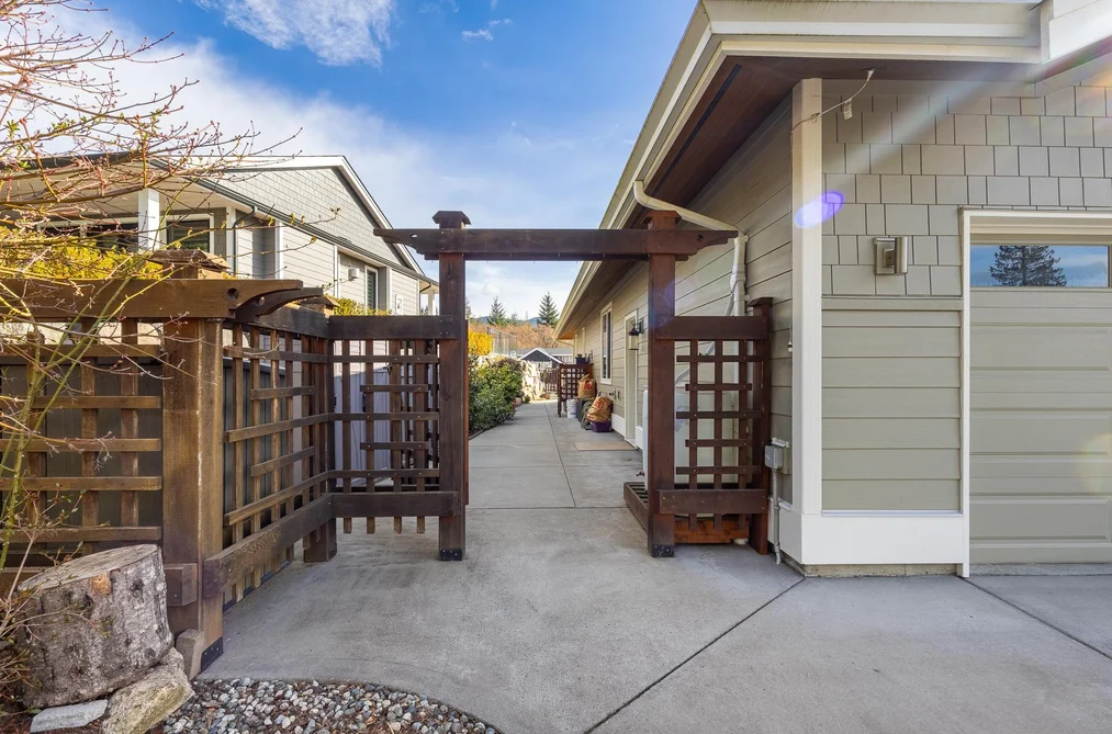 9326 JORGENSEN PLACE, Halfmoon Bay BC V7Z 1B4, Halfmoon Bay BC — Residential for Sale - Photo 6