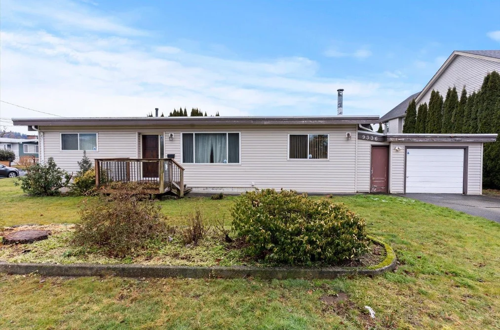 House for sale at 9336 Broadway Street Chilliwack British Columbia - MLS: R3107503