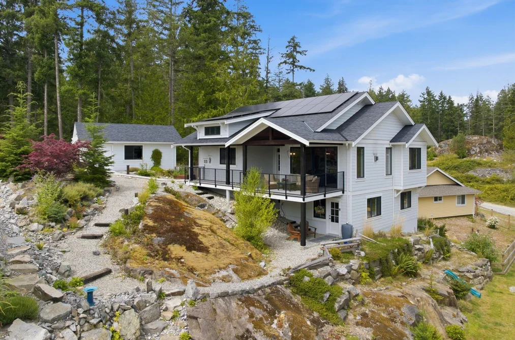 House for sale at 9336 Jorgensen Place Halfmoon Bay British Columbia - MLS: R3155526