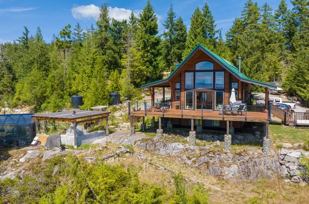 House for sale at 9340 Stephens Way Halfmoon Bay British Columbia - MLS: R3163527