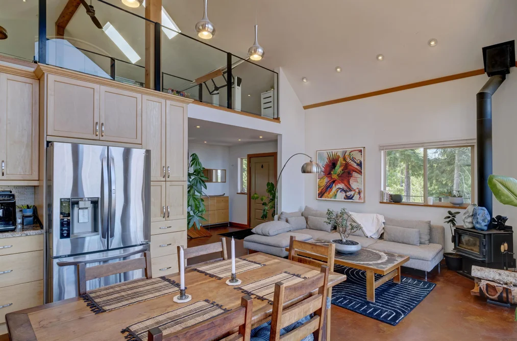 9340 STEPHENS WAY, Halfmoon Bay BC V7Z 1G9, Halfmoon Bay BC — Residential for Sale - Photo 4