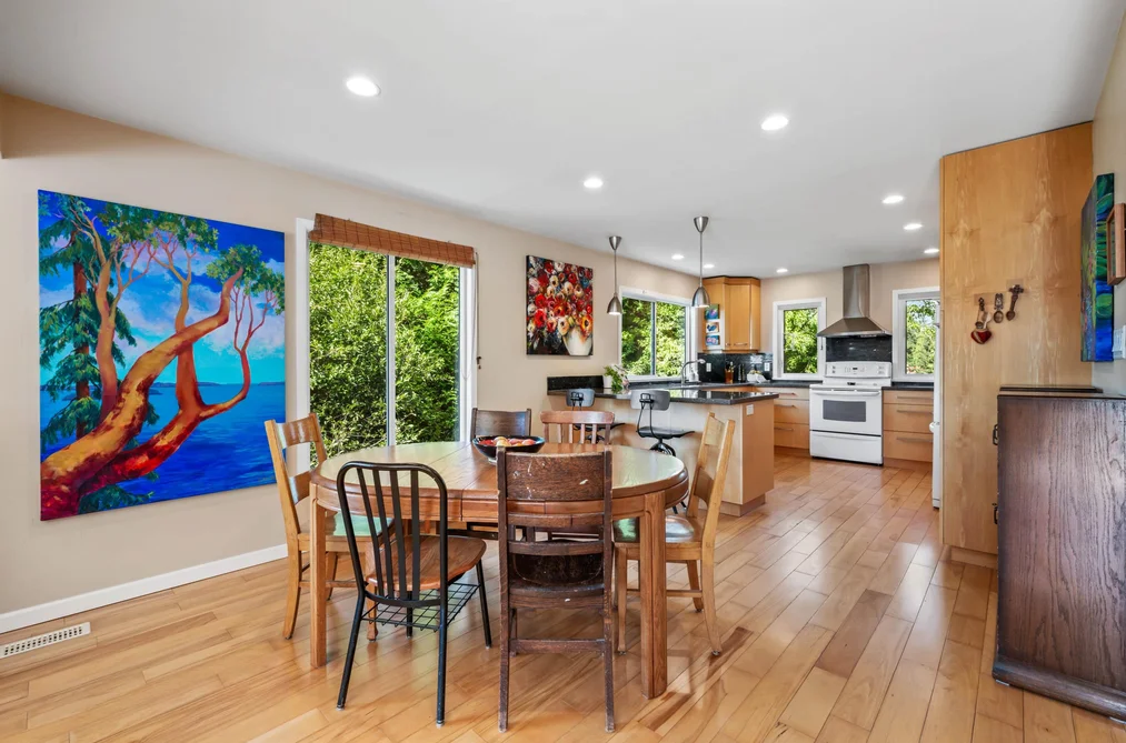 935 STARDALE AVENUE, Coquitlam BC V3J 4W1, Coquitlam BC — Residential for Sale - Photo 2