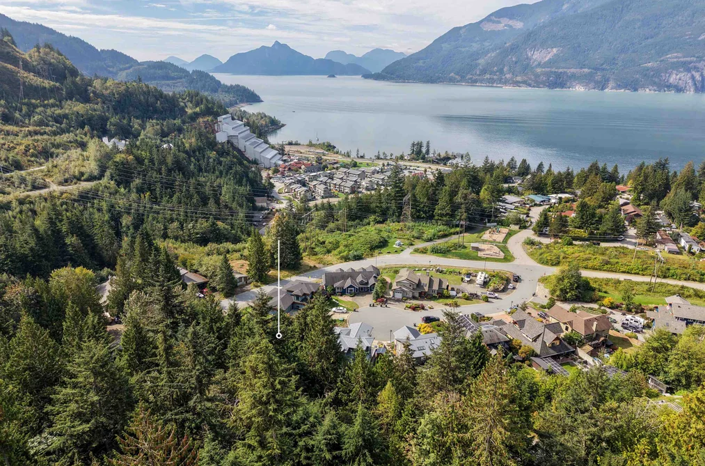 Property for sale at 936 Thistle Place Britannia Beach British Columbia - MLS: R3164717