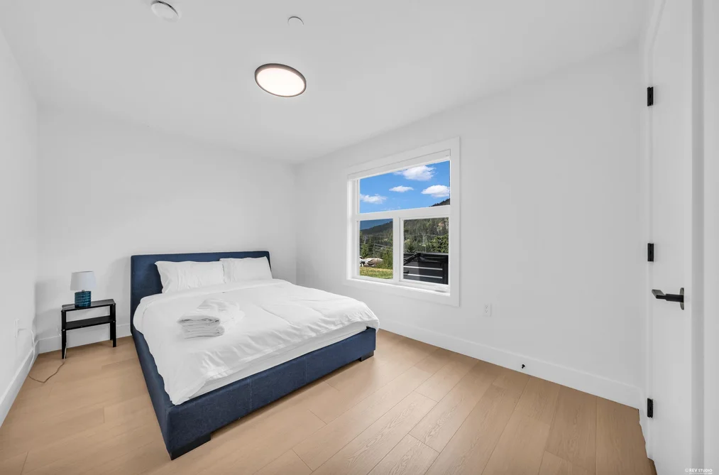 9361 WEDGEMOUNT PLATEAU DRIVE, Whistler BC V8E 1M1, Whistler BC — Residential for Sale — Photo 35 of 40