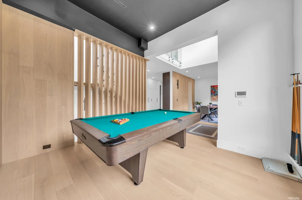 9361 WEDGEMOUNT PLATEAU DRIVE, Whistler BC V8E 1M1, Whistler BC — Residential for Sale — Photo 4 of 40
