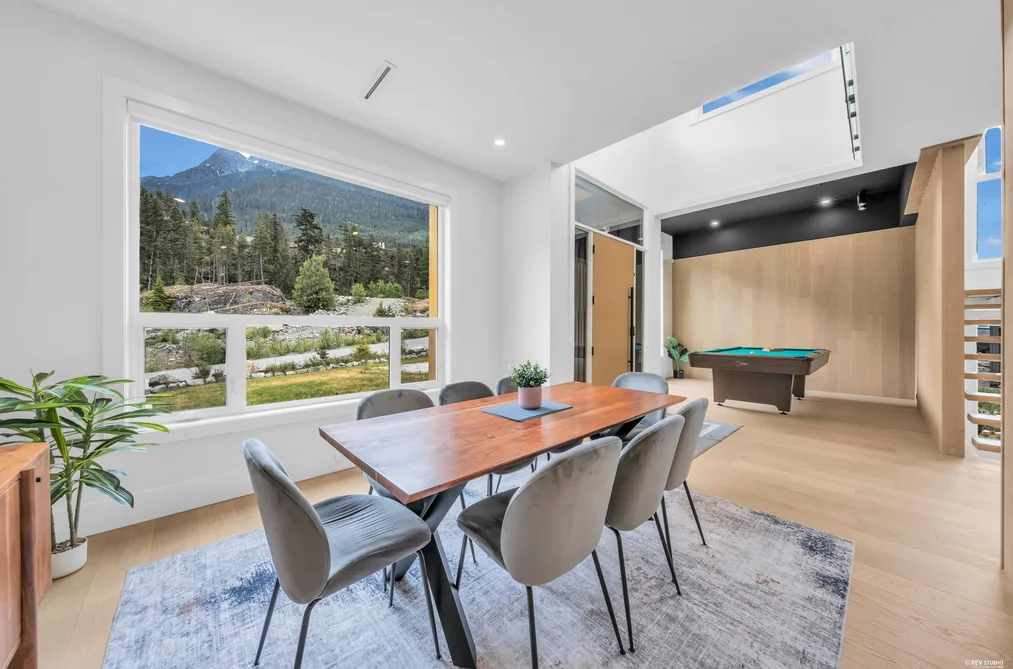 9361 WEDGEMOUNT PLATEAU DRIVE, Whistler BC V8E 1M1, Whistler BC — Residential for Sale — Photo 6 of 40