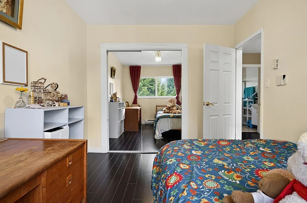 937 KINSAC STREET, Coquitlam BC V3J 4T8, Coquitlam BC — Residential for Sale — Photo 14 of 39