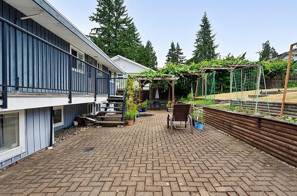 937 KINSAC STREET, Coquitlam BC V3J 4T8, Coquitlam BC — Residential for Sale — Photo 30 of 39