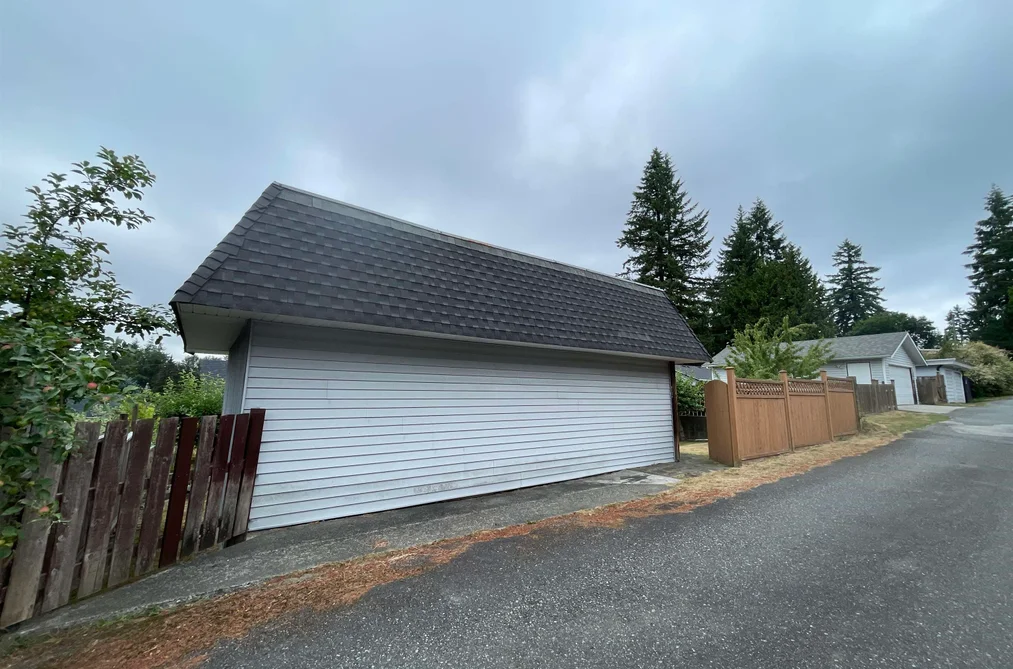 937 KINSAC STREET, Coquitlam BC V3J 4T8, Coquitlam BC — Residential for Sale — Photo 36 of 39