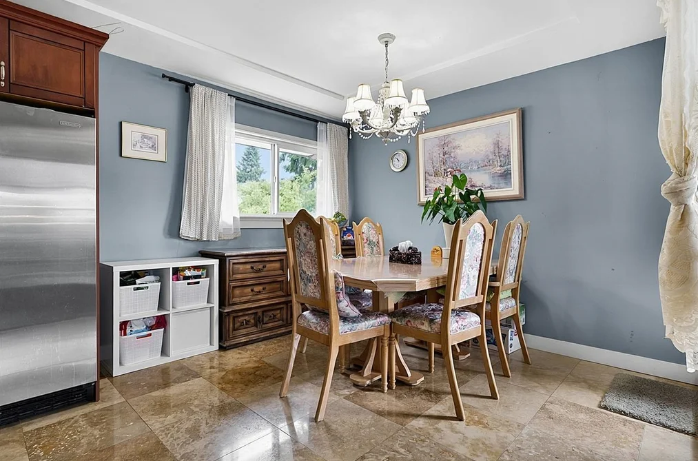 937 KINSAC STREET, Coquitlam BC V3J 4T8, Coquitlam BC — Residential for Sale — Photo 6 of 39