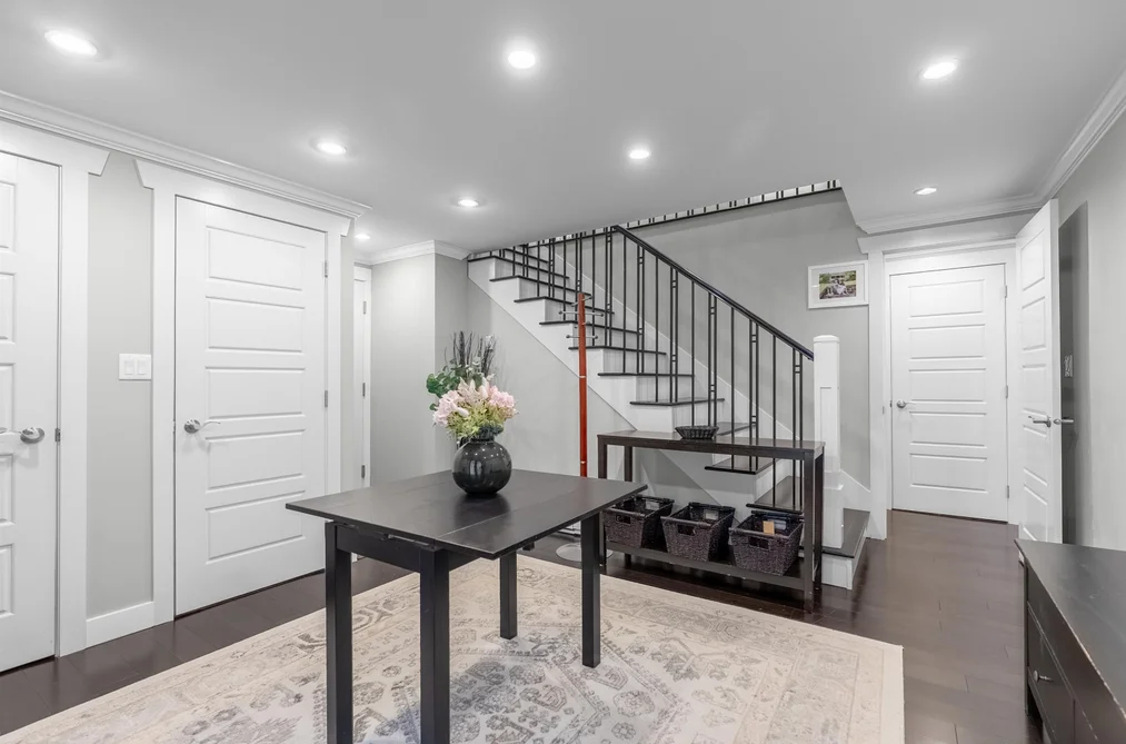 937 THERMAL DRIVE, Coquitlam BC V3J 6R9, Coquitlam BC — Residential for Sale - Photo 2
