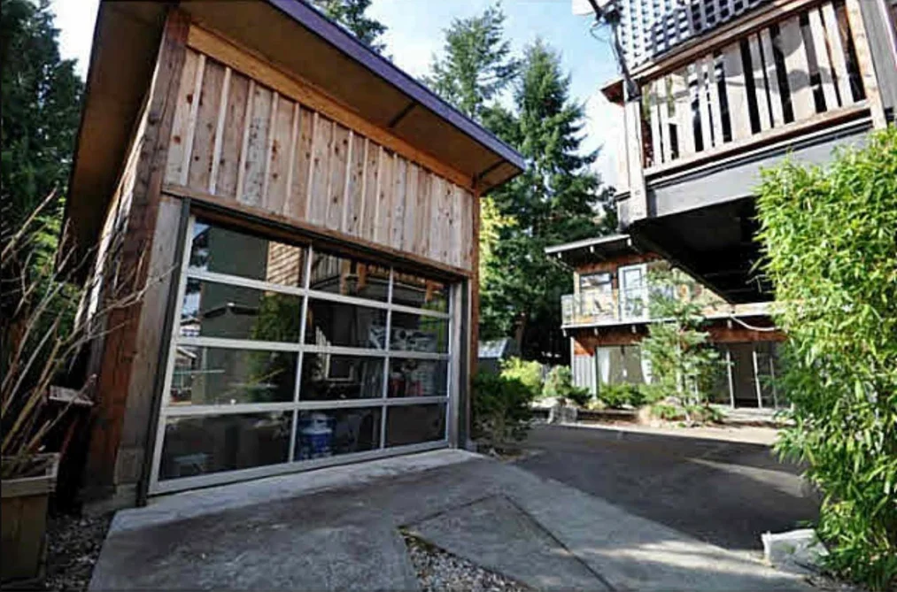 937 UNDERHILL DRIVE, Delta BC V4M 2V4, Delta BC — Residential for Sale — Photo 2 of 18