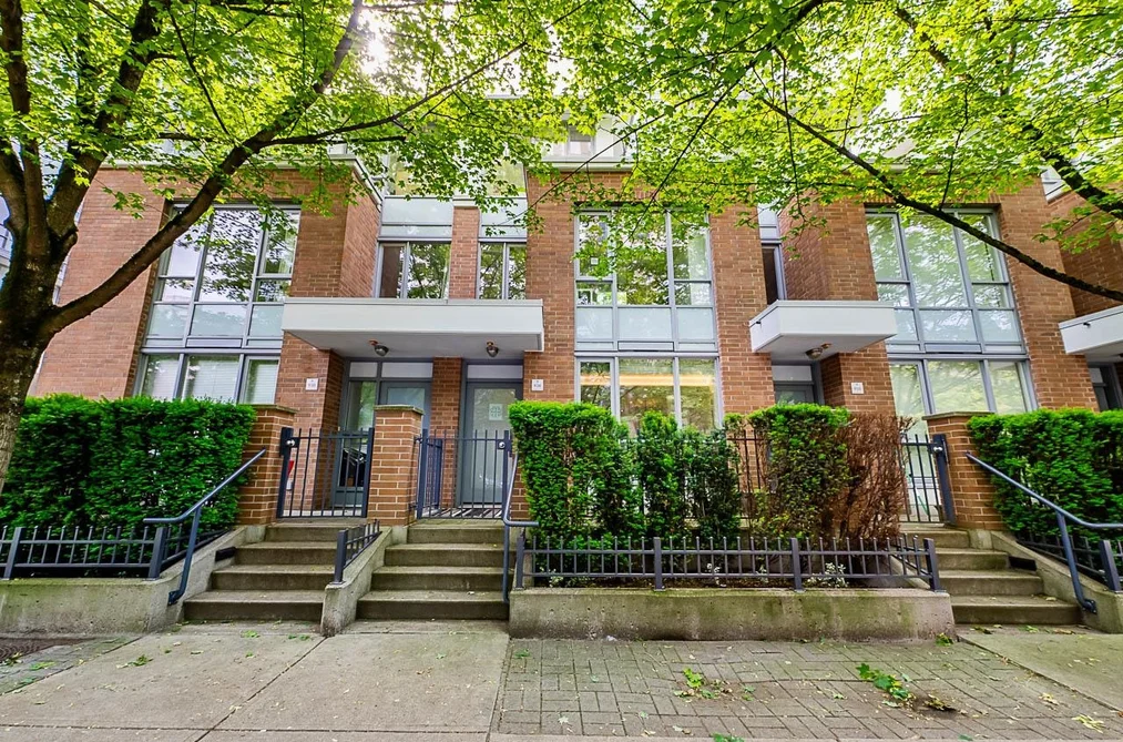 Townhouse for sale at 938 Beatty Street Vancouver British Columbia - MLS: R3116615