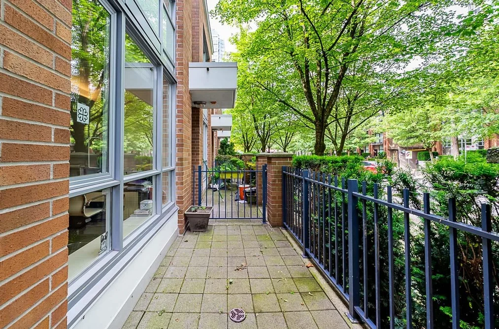938 BEATTY STREET, Vancouver BC V6Z 3G6, Vancouver BC — Residential for Sale - Photo 3