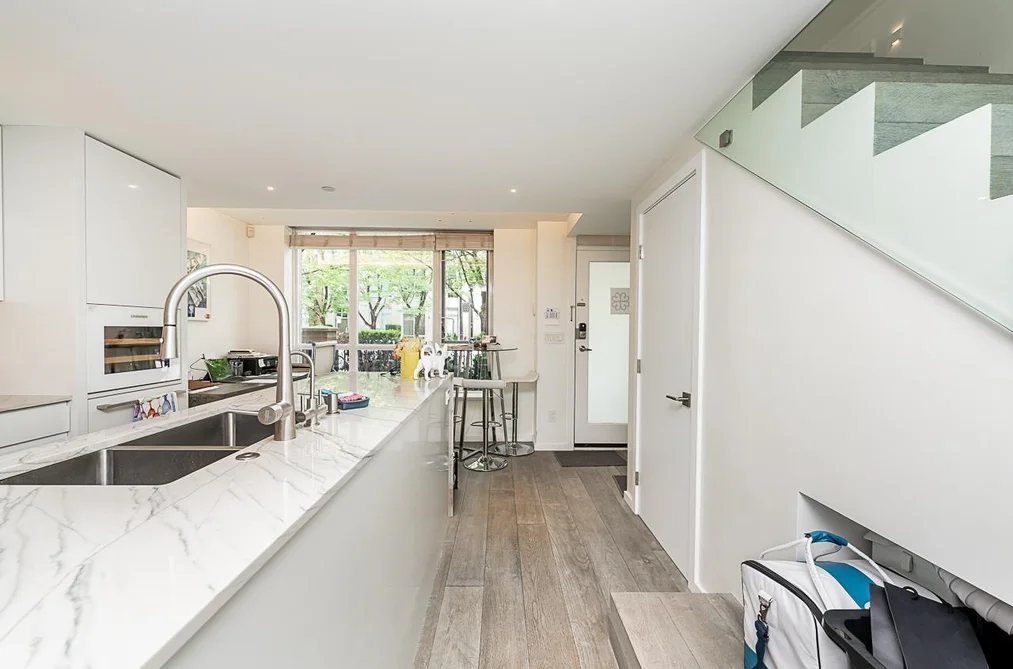 938 BEATTY STREET, Vancouver BC V6Z 3G6, Vancouver BC — Residential for Sale - Photo 6