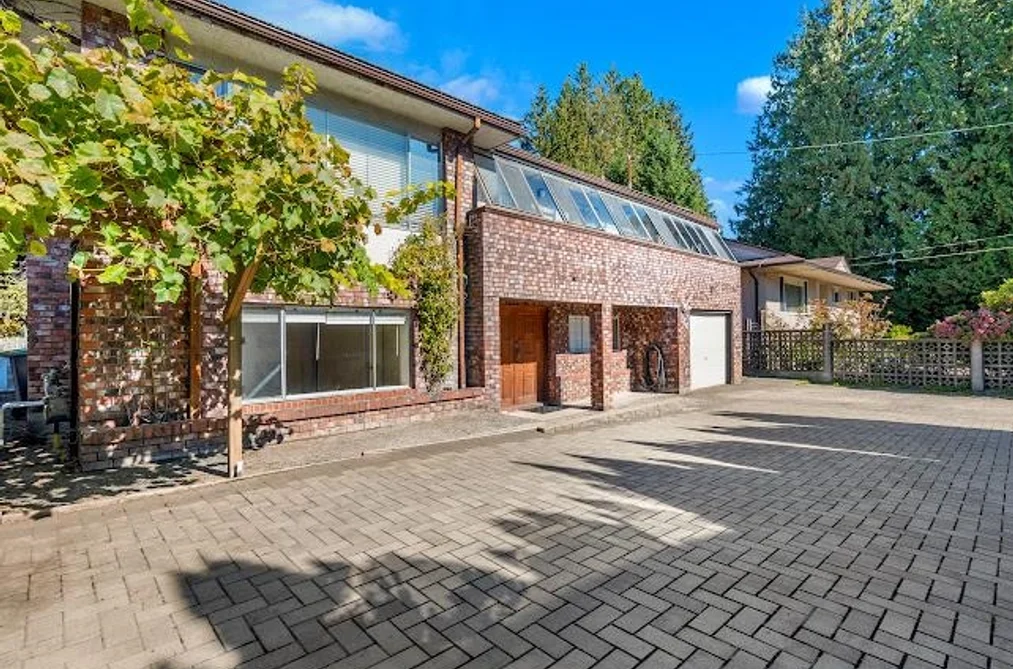 938 E 29th St, North Vancouver, BC - MLS: R3172953