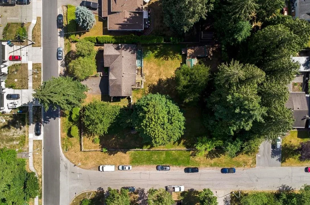 9385 125 STREET, Surrey BC V3V 4X5, Surrey BC — Residential for Sale — Photo 4 of 40