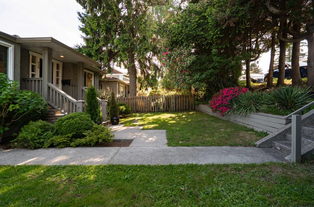 939 CALVERHALL STREET, North Vancouver BC V7L 1Y1, North Vancouver BC — Residential for Sale - Photo 3