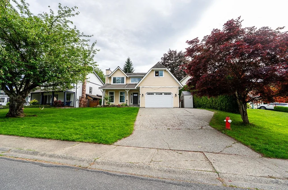 9395 209B STREET, Langley BC V1M 1R8, Langley BC — Residential for Sale - Photo 2
