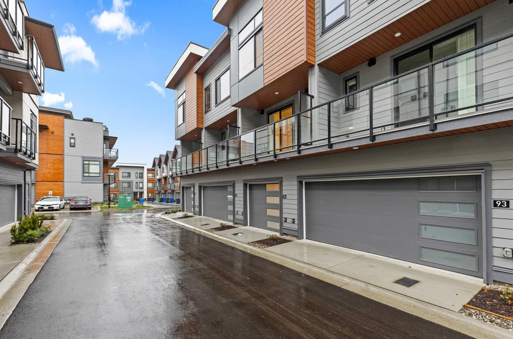94 30530 CARDINAL AVENUE, Abbotsford BC V2T 0L5, Abbotsford BC — Residential for Sale - Photo 3