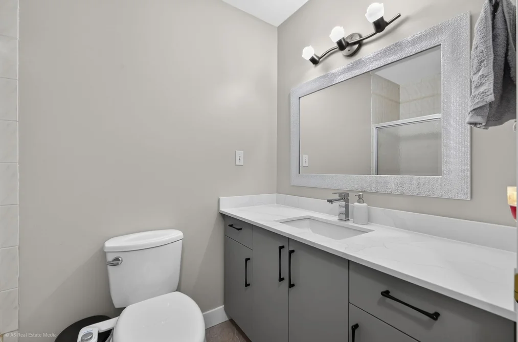 9416 163A STREET, Surrey, BC — Residential for Sale — Photo 17 of 26