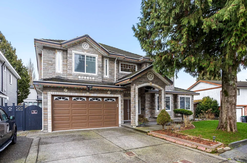 House for sale at 9416 Wallace Crescent Surrey British Columbia - MLS: R3089644