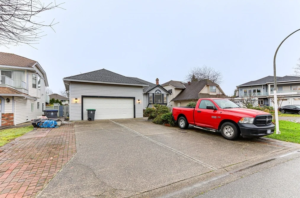 9420 157 STREET, Surrey BC V4N 3B5, Surrey BC — Residential for Sale - Photo 2