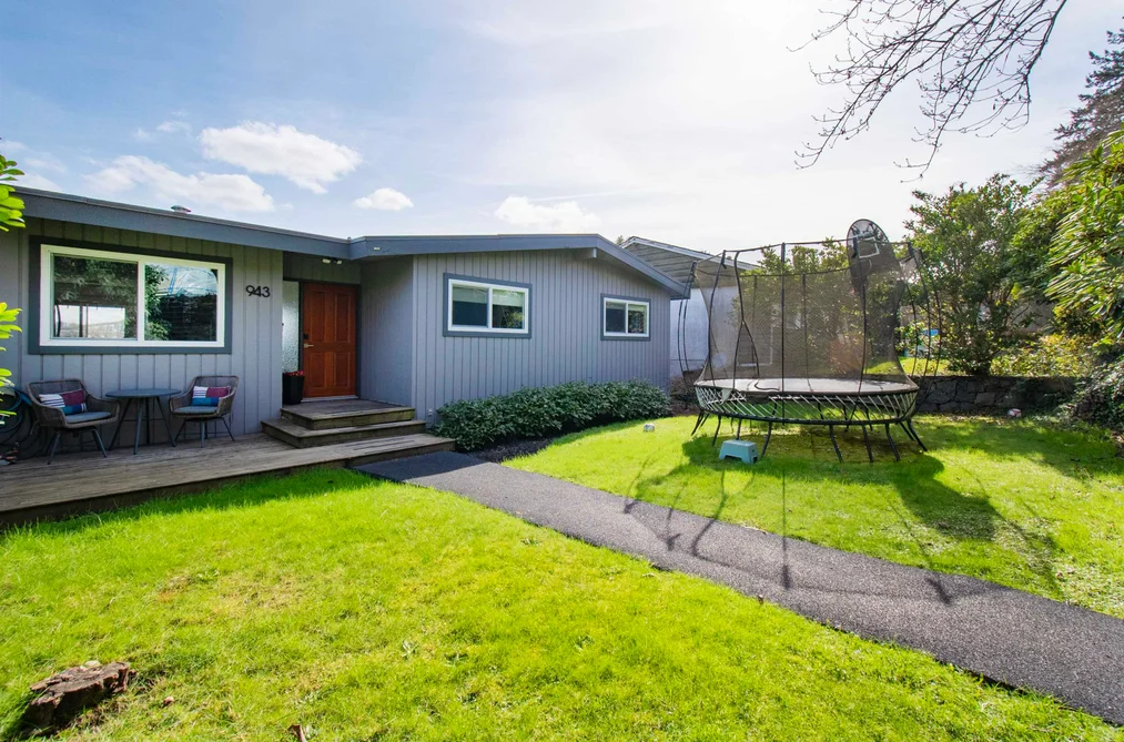 943 SHAVINGTON STREET, North Vancouver BC V7L 1K6, North Vancouver BC — Residential for Sale - Photo 3