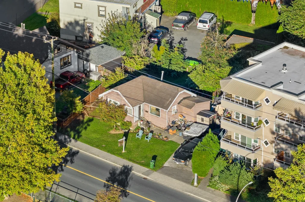 9430 YOUNG ROAD, Chilliwack BC V2P 4S5, Chilliwack BC — Residential for Sale - Photo 3