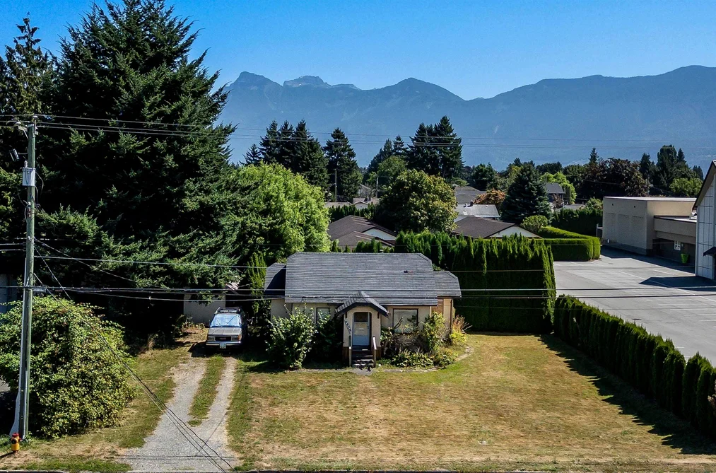 9438 BROADWAY STREET, Chilliwack BC V2P 5T9, Chilliwack BC — Residential for Sale - Main Photo