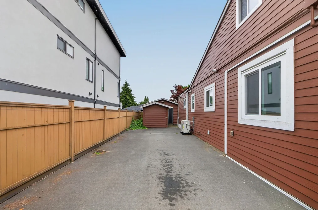 9441 132A Street, Surrey, BC - Half Duplex for Sale - Photo 29 of 31 9441 132A Street, Surrey, BC - Half Duplex for Sale - Photo 29 of 31