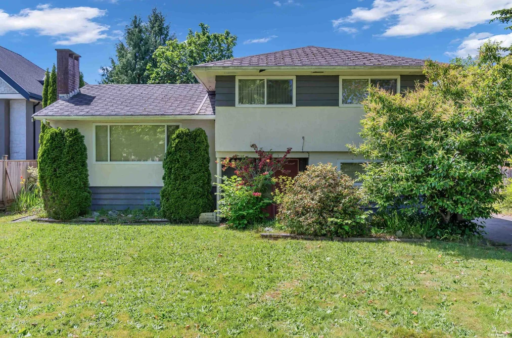 House for sale at 9451 Chapmond Crescent Richmond British Columbia - MLS: R3130570
