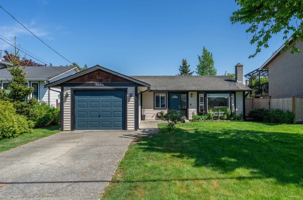 House for sale at 9454 213 Street Langley British Columbia - MLS: R3120106