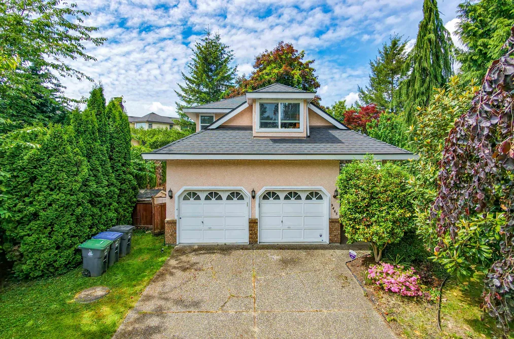 House for sale at 9465 164 Street Surrey British Columbia - MLS: R3125241