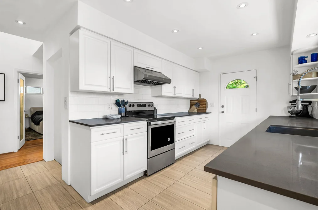 947 EVERGREEN PLACE, North Vancouver BC V7R 1R5, North Vancouver BC — Residential for Sale — Photo 14 of 33