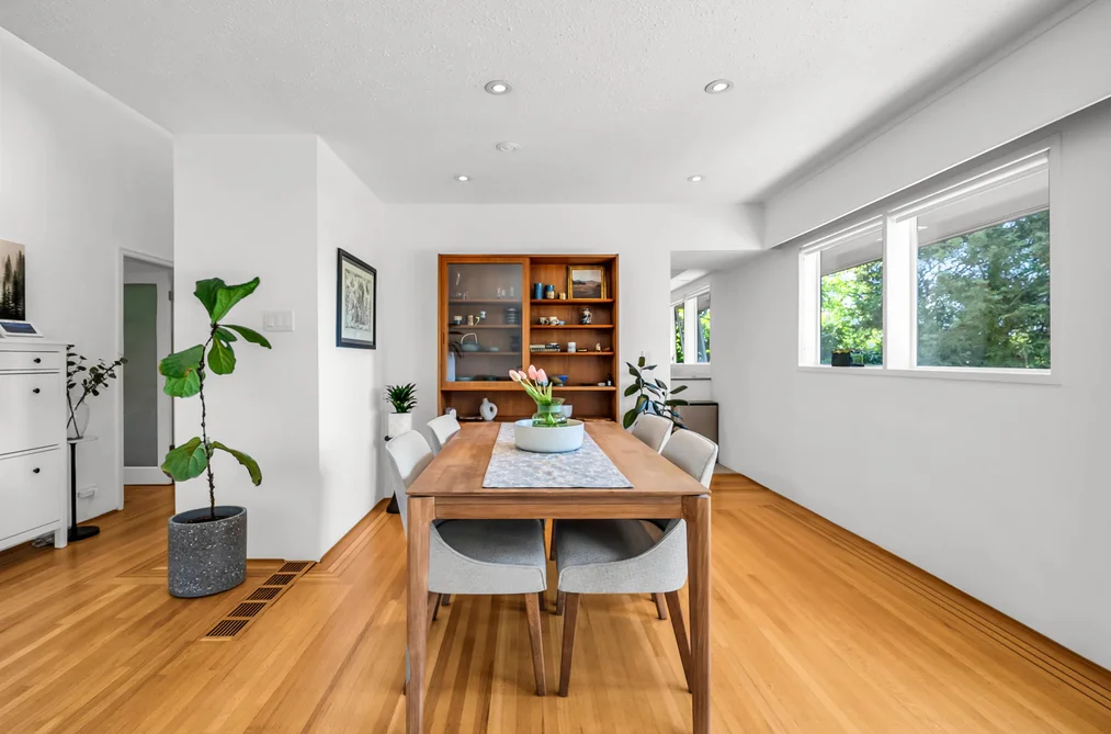 947 EVERGREEN PLACE, North Vancouver BC V7R 1R5, North Vancouver BC — Residential for Sale — Photo 6 of 33