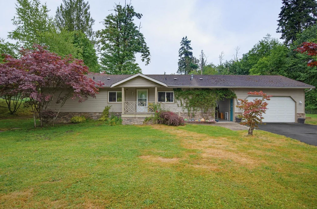 9472 222 STREET, Langley BC V1M 3T7, Langley BC — Residential for Sale — Photo 33 of 40