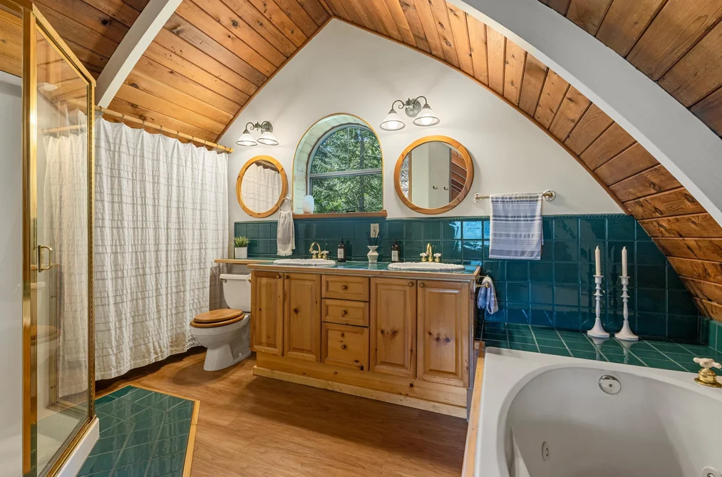 9480 EMERALD DRIVE, Whistler BC V8E 0G5, Whistler BC — Residential for Sale — Photo 17 of 40