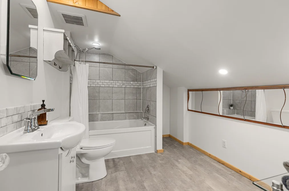 9480 EMERALD DRIVE, Whistler BC V8E 0G5, Whistler BC — Residential for Sale — Photo 19 of 40