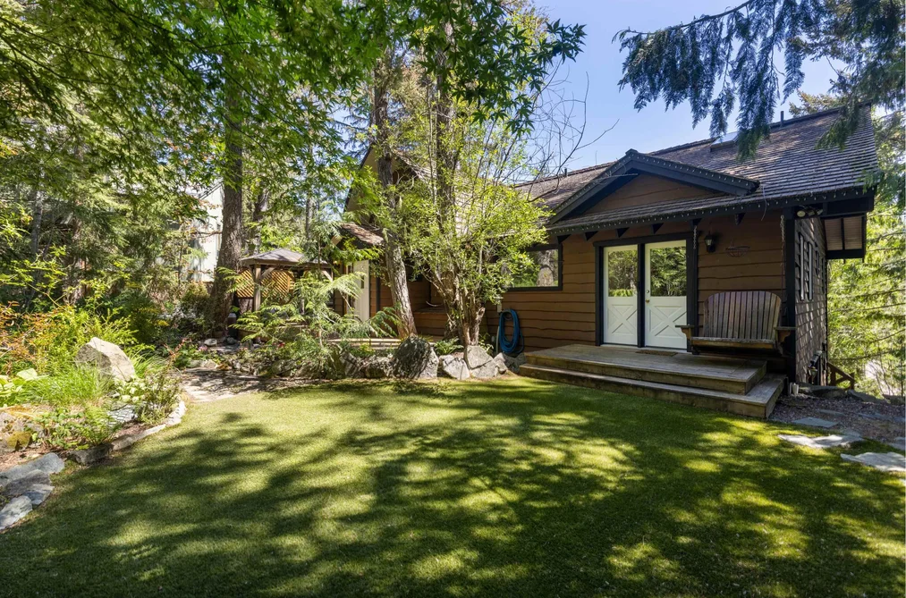 9480 EMERALD DRIVE, Whistler BC V8E 0G5, Whistler BC — Residential for Sale — Photo 26 of 40