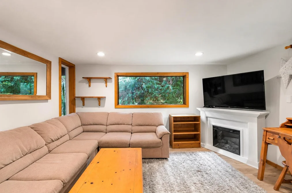 9480 EMERALD DRIVE, Whistler BC V8E 0G5, Whistler BC — Residential for Sale — Photo 33 of 40