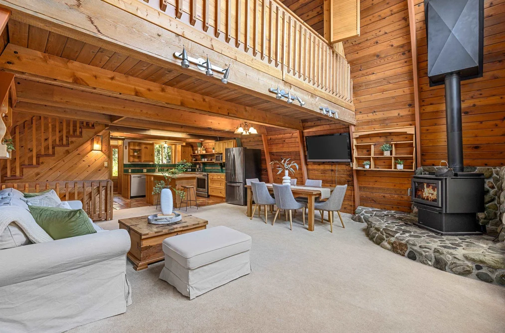 9480 EMERALD DRIVE, Whistler BC V8E 0G5, Whistler BC — Residential for Sale — Photo 4 of 40