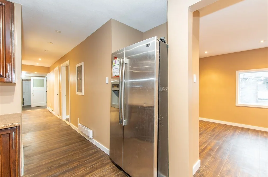 9485 ROBSON STREET, Chilliwack BC V2P 4E4, Chilliwack BC — Residential for Sale - Photo 3