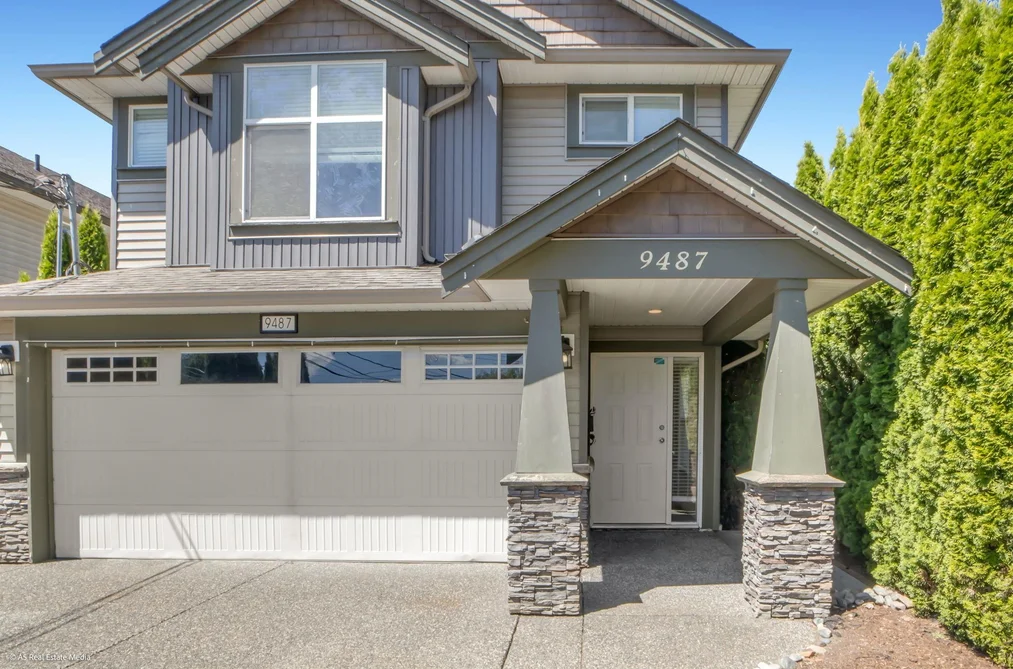 9487 COOTE STREET, Chilliwack, BC — Residential for Sale - Photo 2