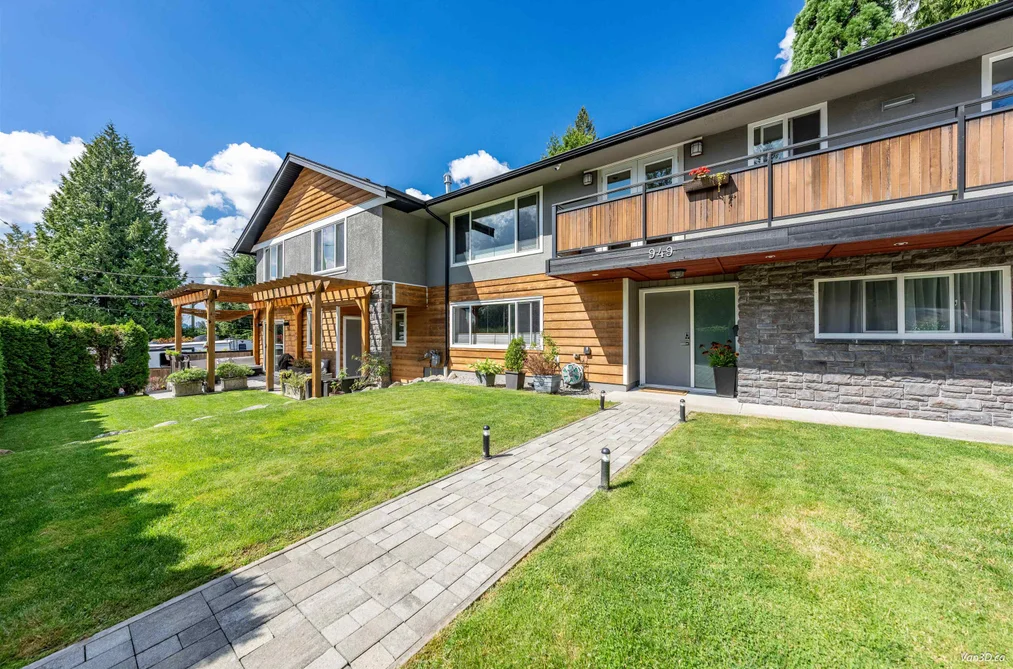 House for sale at 949 Hartford Place North Vancouver British Columbia - MLS: R3096217